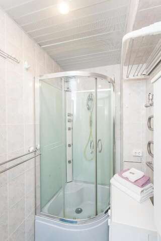 Апартаменты Apartment with jacuzzi in Old Town Каунас Апартаменты Делюкс-13